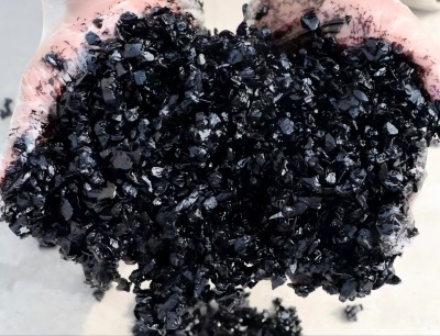 定海沥青冷补料（沥青砂）的优势特点与施工流程解析